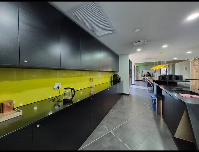 728M² OFFICE TO LET IN MELROSE ESTATE